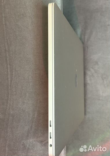 MacBook Pro 13 2018 i7 16gb 512gb Как новый