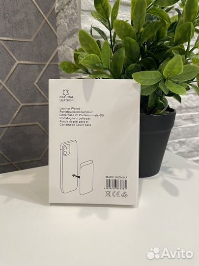 Картхолдер на iPhone MagSafe Leather Wallet чёрный