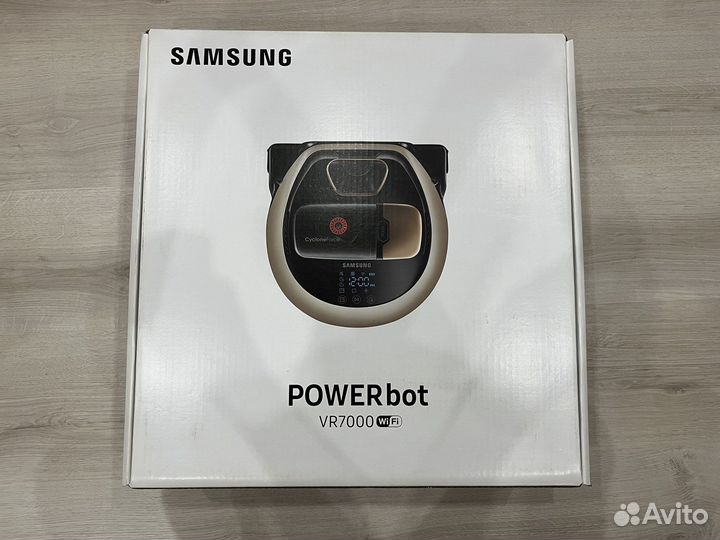 Робот пылесос Samsung PowerBot VR7000