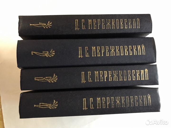 Продаются собрания сочинений