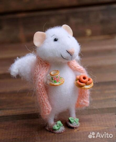 Мышонок ангел домашнего уюта, авторская кукла