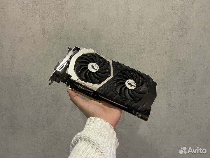 Видеокарта MSI Gaming Titanium GTX1070 Ti 8GB