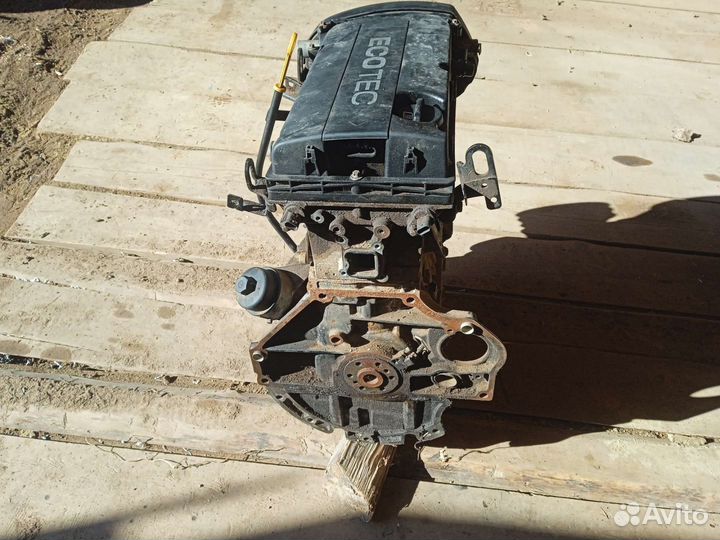 Двигатель в сборе f14d4