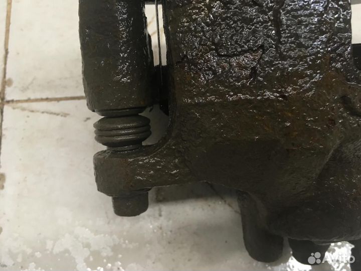 Суппорт передний правый Lancer (CX,CY) 2007