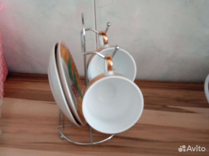 Кружки+блюдца на подставке