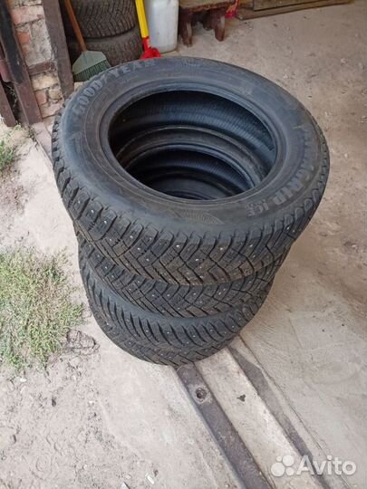 Goodyear Ultragrip Ice Arctic 195/65 R15 95T