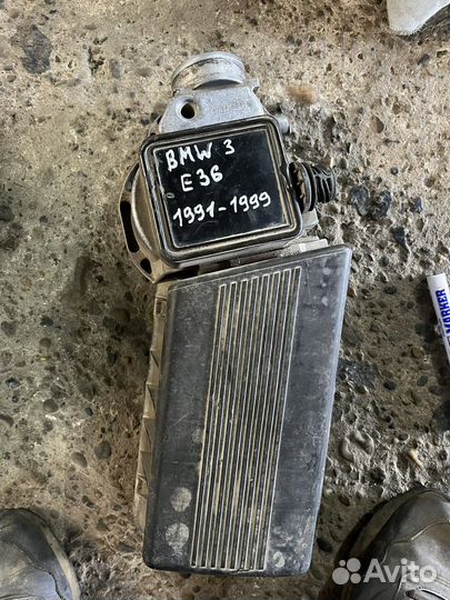 Расходомер воздуха (дмрв) BMW 3-Series (E36)