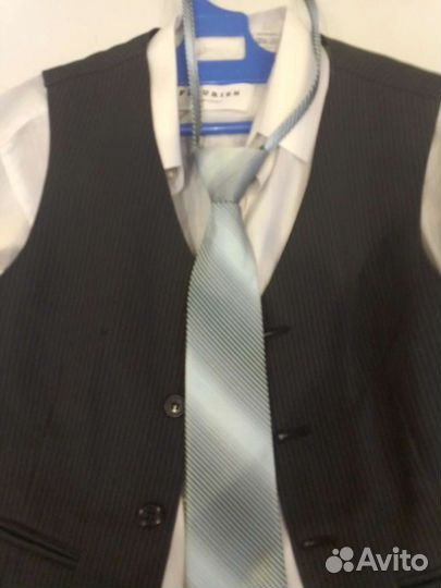 Жилетка для мальчика школьная 140