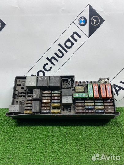 Блок предохранителей задний Mercedes-Benz M-Class