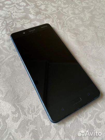 Телефон Nokia 8