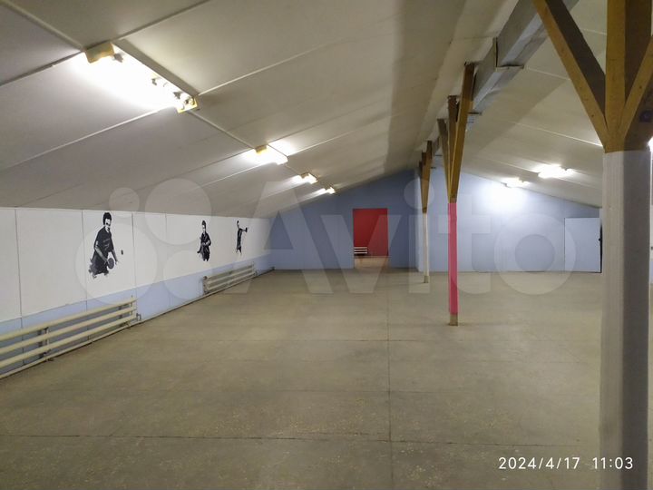 Свободного назначения, 200 м²