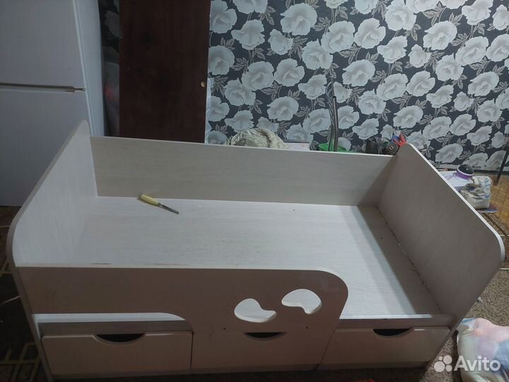 Продаётся детская кровать