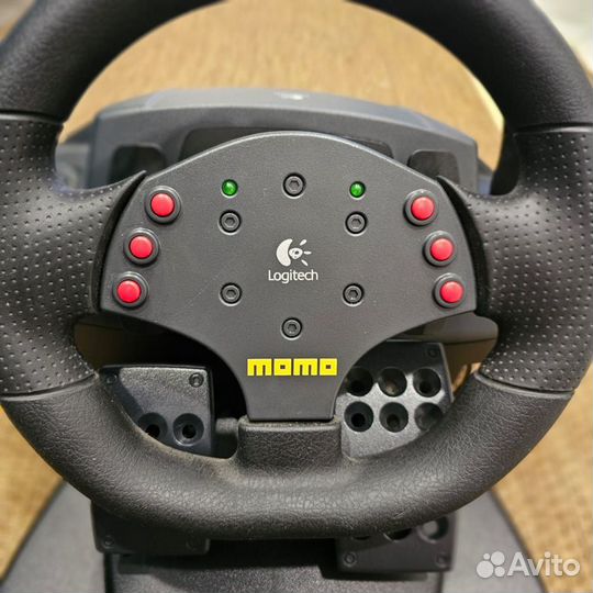 Игровой руль logitech momo racing