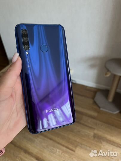 Honor 10 i