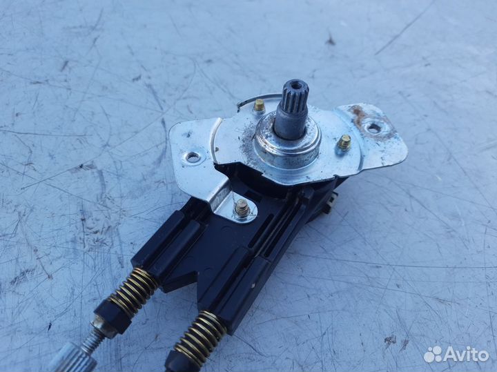 Стеклоподъемник передний правый Dodge Caravan 2