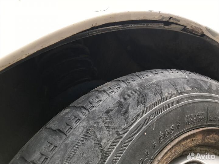 Крыло переднее левое на volkswagen passat b3