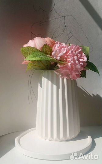 Дизайнерские изделия ручной работы из гипса