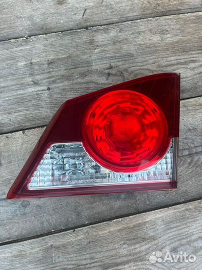 Фонарь крышки багажника задний правый Honda Civic