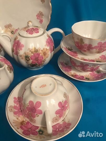 Чайный сервиз« Подарок женщине»лфз