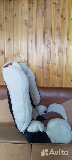 Детское автокресло