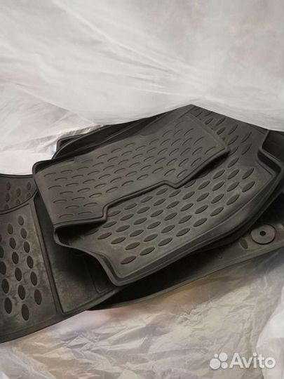 Коврики полиуретан на тигуан1