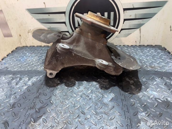 Кулак поворотный передний правый Bmw F30