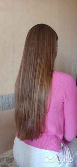 Модель на афрокудри