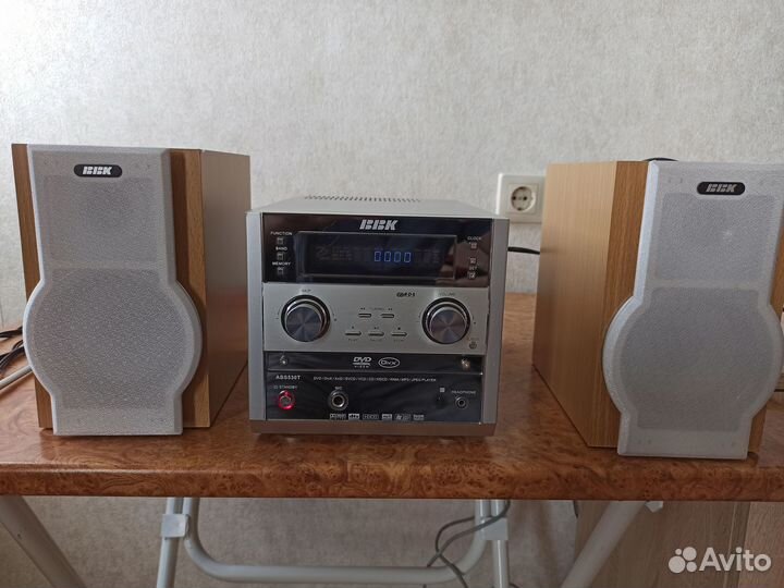 Музыкальный центр BBK ABS530T