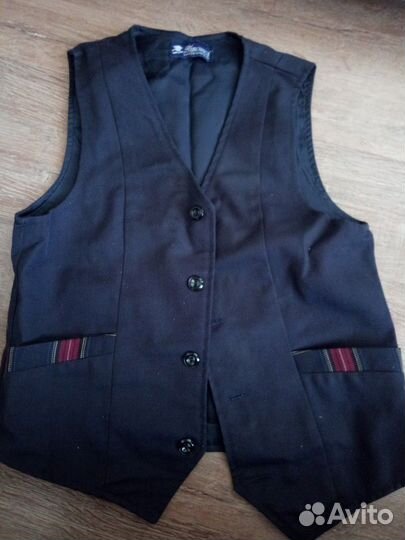 Школьный жилет 134р-р