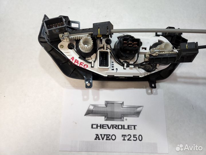 Блок управления печкой chevrolet Aveo Т250-49