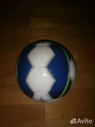 Мяч футбольный Derbystar Light Classic