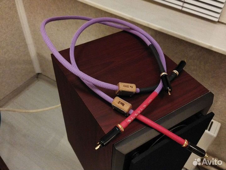 Arkana aether RCA (пурпурная) 1 метр