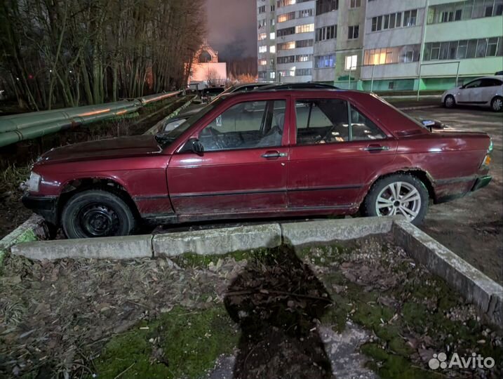Mercedes-Benz 190 (W201) 2.0 МТ, 1985, 200 000 км