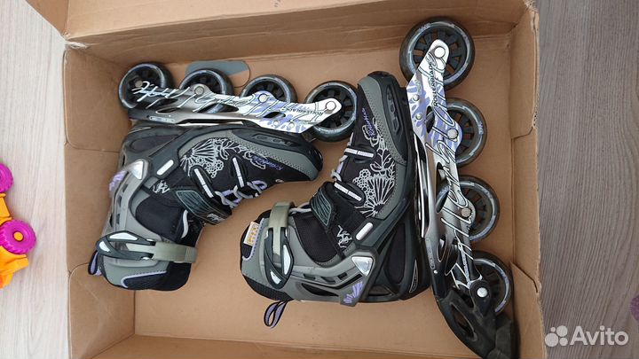 Роликовые коньки женские