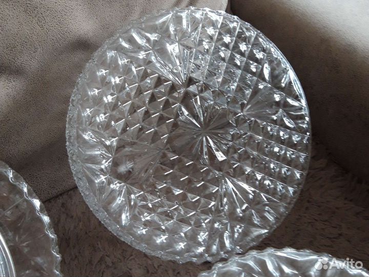 Светильники-плафоны