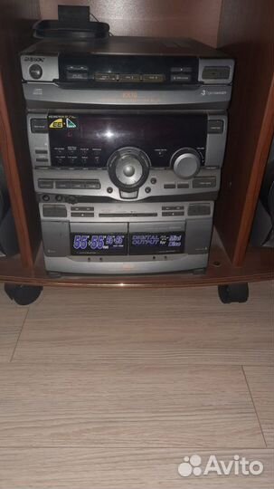 Музыкальный центр sony