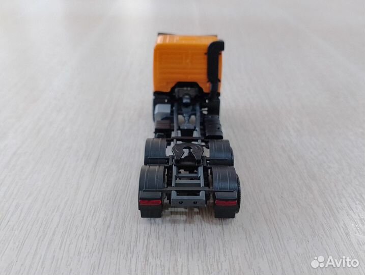 797) Тягач Mercedes Benz Actros M 08 ZM трёхосный