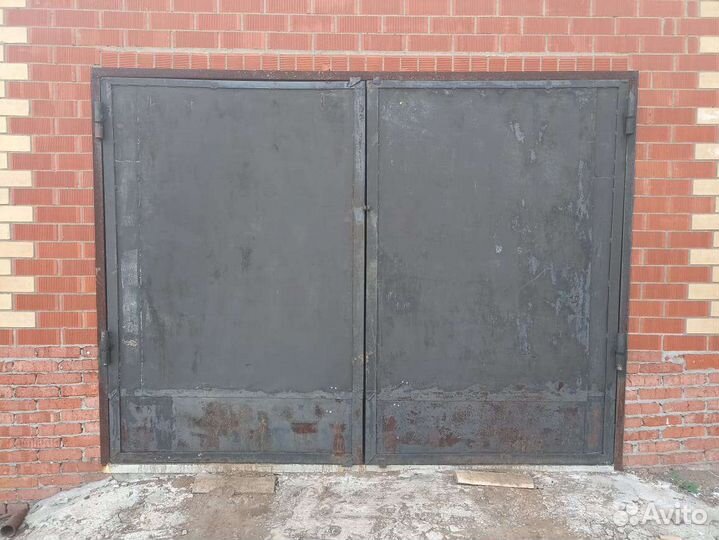 Ворота гаражные металлические бу