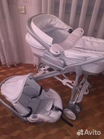 Коляска фирмы 
