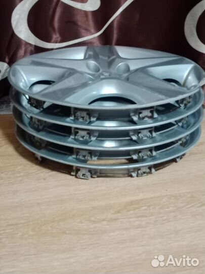 Колпаки на колеса r 16 renault