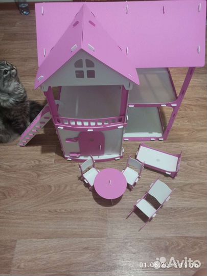Домик для кукол