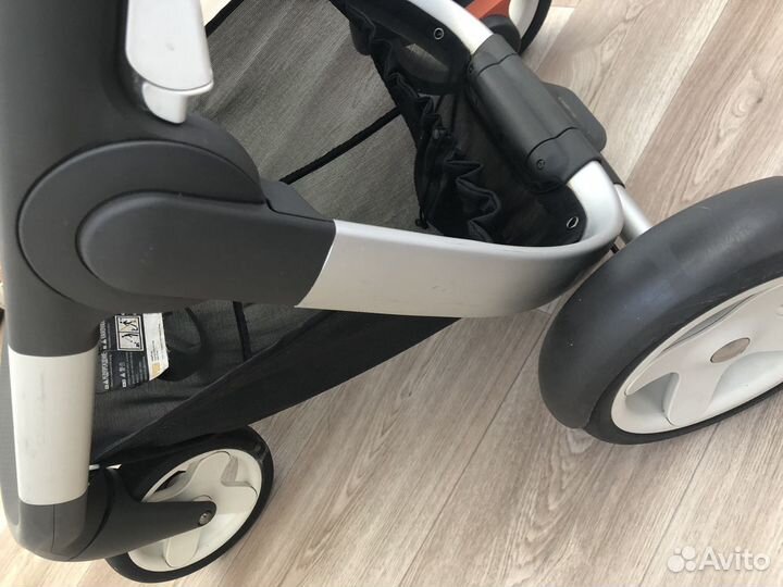 Коляска stokke kruzi