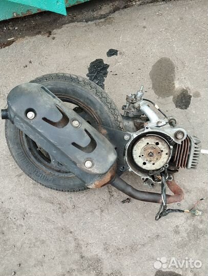 Мотор suzuki lets