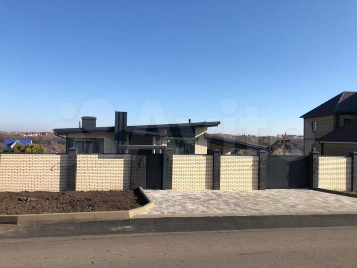 Дом 106 м² на участке 7,5 сот.