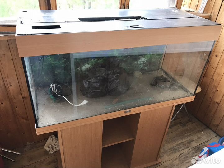 Аквариум ювель180 л