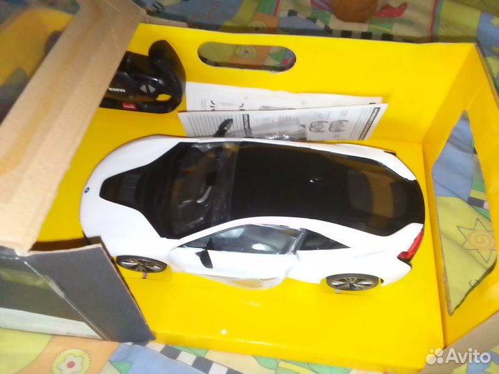 Радиоуправляемая машина Rastar(совершенно новый)