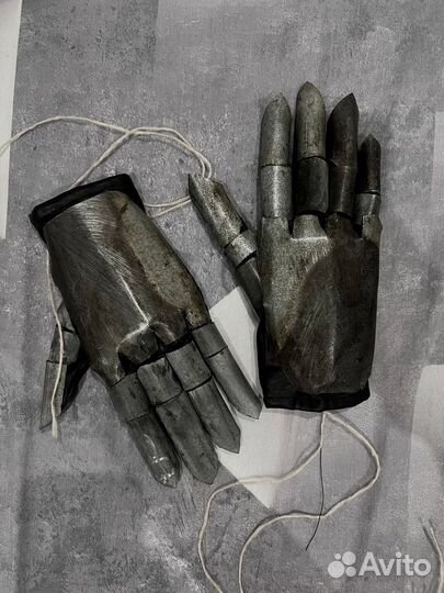 Железные перчатки доспехи