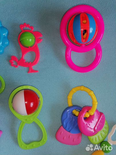 Игрушки погремушки
