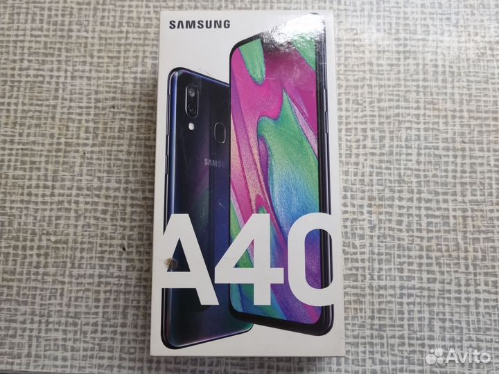 Samsung Galaxy A40, 4/64 ГБ