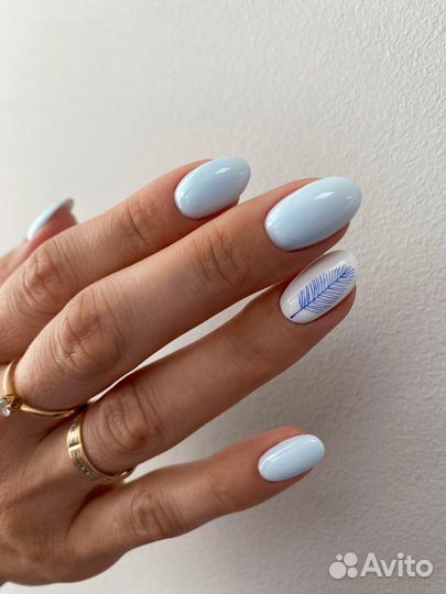 Мастер маникюра и педикюра